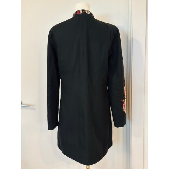 Newport News Black Floral Embroidered Blazer - Picture 5 of 12